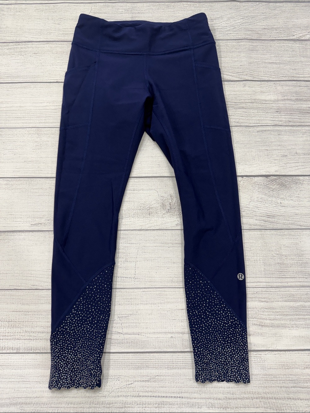 Lululemon Navy Blue Cropped Leggings Polka Dot Detail Size 6